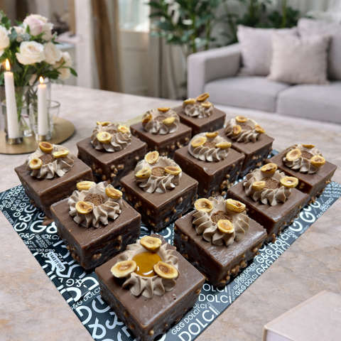 Mini Hazelnut Crunchy - 12 pieces